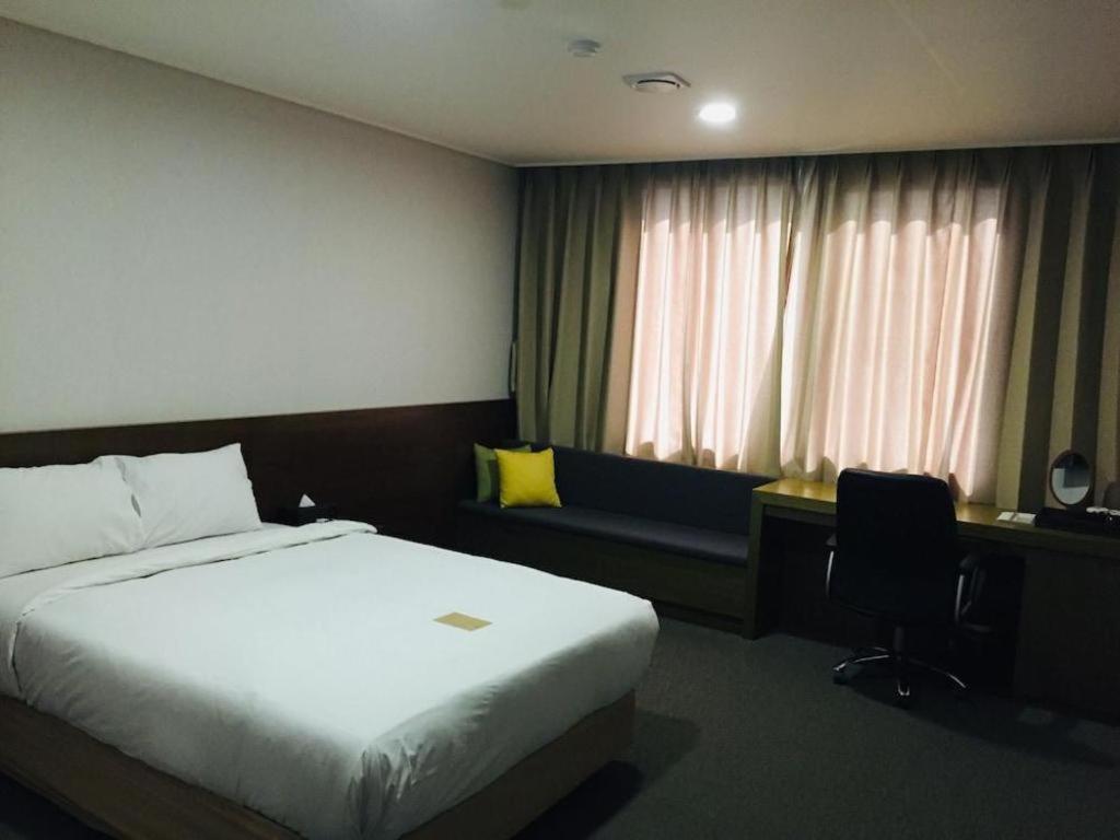Jeonju Yeonghwa Hotel Εξωτερικό φωτογραφία