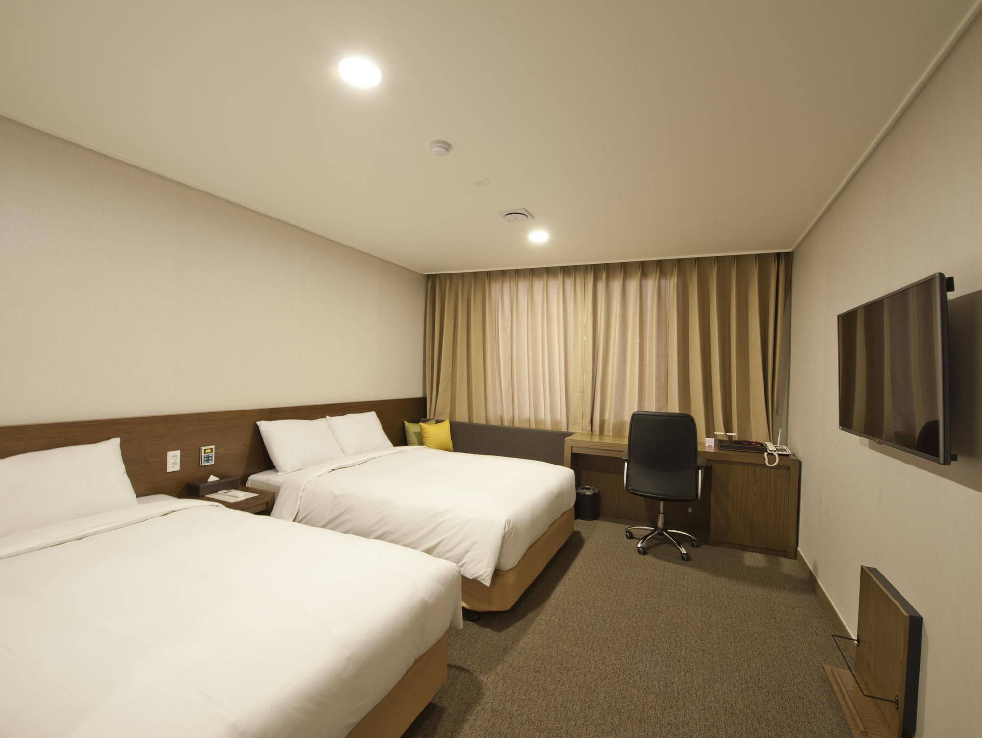 Jeonju Yeonghwa Hotel Εξωτερικό φωτογραφία